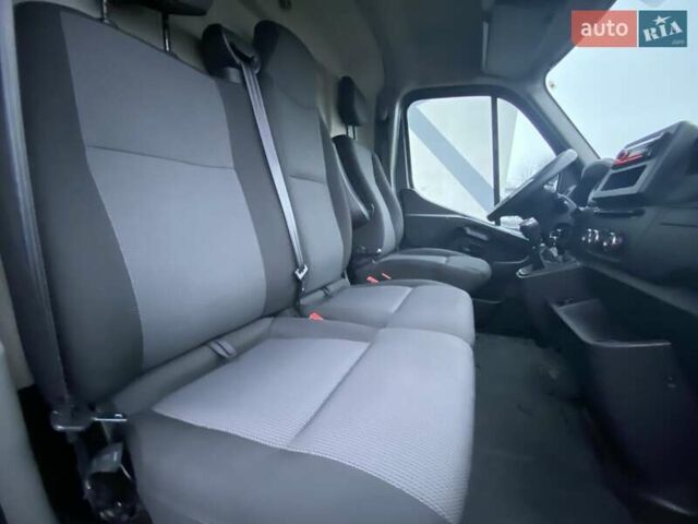 Сірий Рено Мастєр, об'ємом двигуна 2.3 л та пробігом 197 тис. км за 21799 $, фото 44 на Automoto.ua