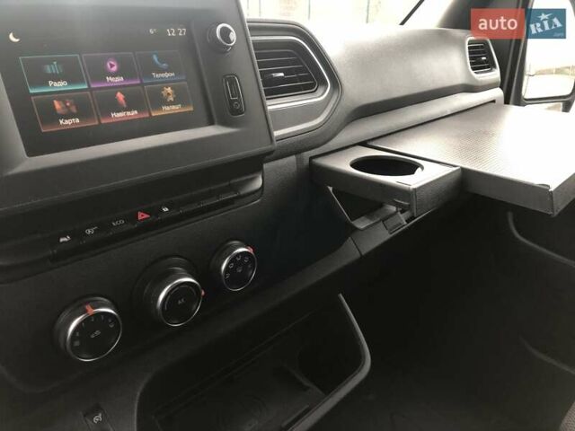 Серый Рено Мастер, объемом двигателя 2.3 л и пробегом 229 тыс. км за 27500 $, фото 26 на Automoto.ua