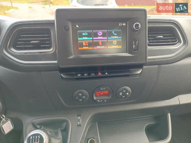 Сірий Рено Мастєр, об'ємом двигуна 2.3 л та пробігом 181 тис. км за 25950 $, фото 33 на Automoto.ua