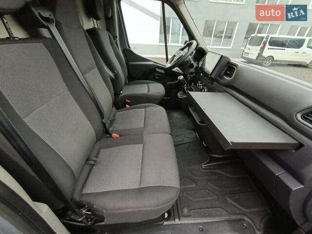 Серый Рено Мастер, объемом двигателя 2.3 л и пробегом 193 тыс. км за 20999 $, фото 33 на Automoto.ua