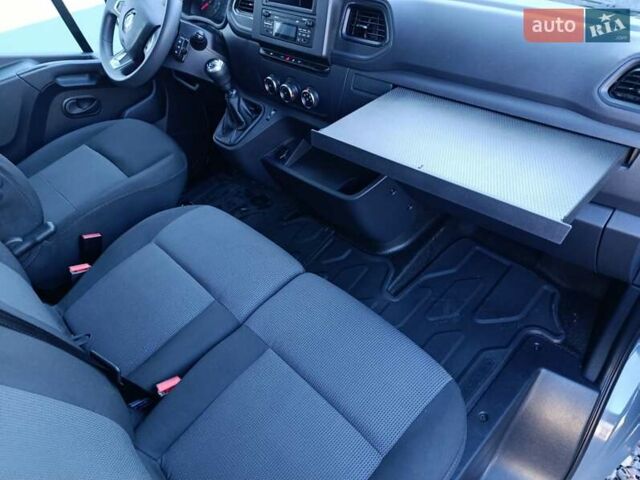 Сірий Рено Мастєр, об'ємом двигуна 2.3 л та пробігом 227 тис. км за 21898 $, фото 11 на Automoto.ua