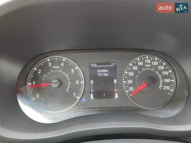Сірий Рено Мастєр, об'ємом двигуна 2.3 л та пробігом 181 тис. км за 25950 $, фото 23 на Automoto.ua