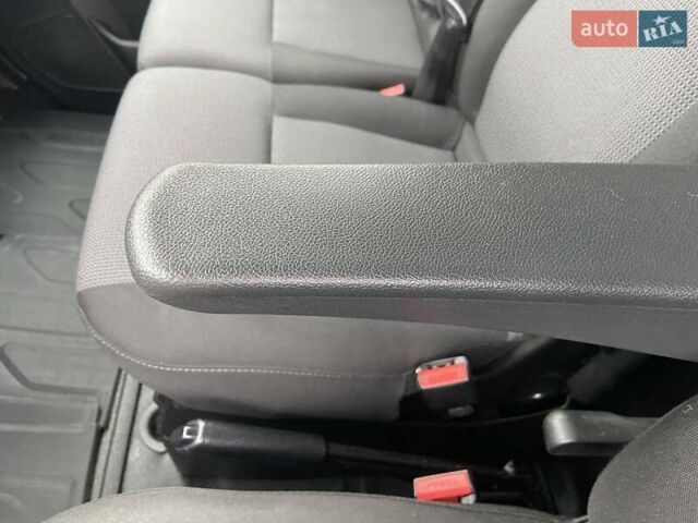 Сірий Рено Мастєр, об'ємом двигуна 2.3 л та пробігом 238 тис. км за 21998 $, фото 31 на Automoto.ua