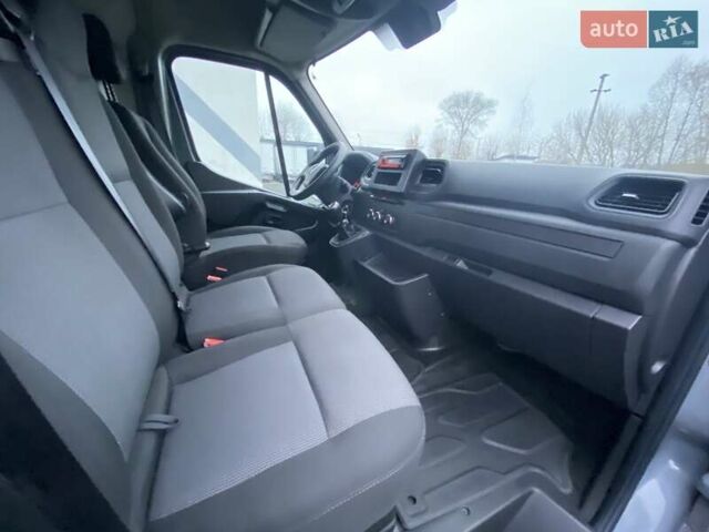 Сірий Рено Мастєр, об'ємом двигуна 2.3 л та пробігом 197 тис. км за 21799 $, фото 40 на Automoto.ua