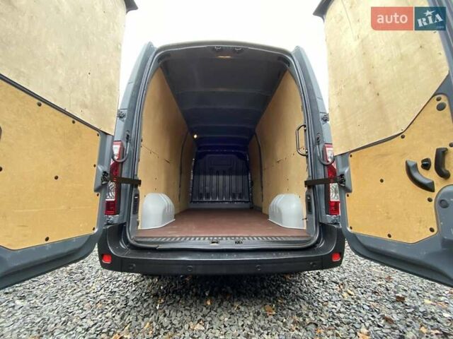 Сірий Рено Мастєр, об'ємом двигуна 2 л та пробігом 211 тис. км за 21999 $, фото 28 на Automoto.ua
