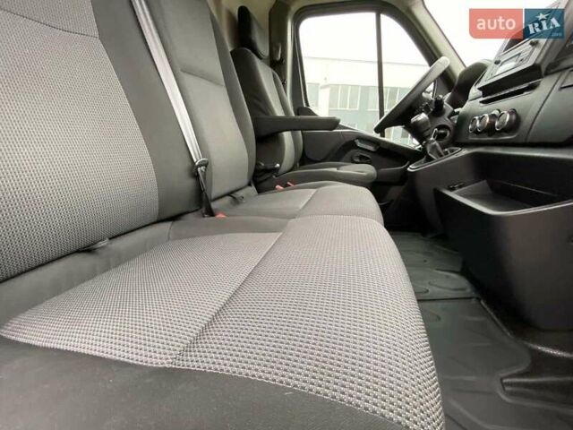 Сірий Рено Мастєр, об'ємом двигуна 2.3 л та пробігом 238 тис. км за 21998 $, фото 21 на Automoto.ua