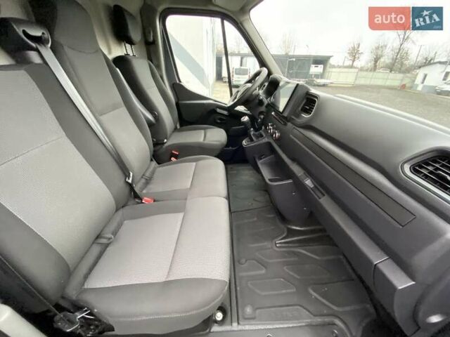 Серый Рено Мастер, объемом двигателя 2.3 л и пробегом 196 тыс. км за 20997 $, фото 33 на Automoto.ua