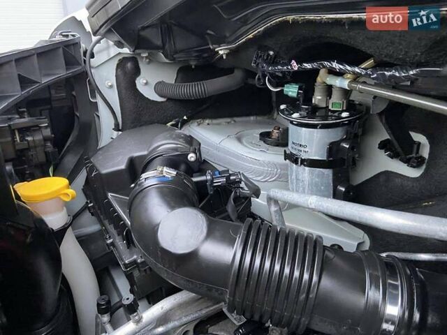 Сірий Рено Мастєр, об'ємом двигуна 2.3 л та пробігом 197 тис. км за 21799 $, фото 22 на Automoto.ua