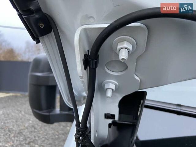 Сірий Рено Мастєр, об'ємом двигуна 2.3 л та пробігом 197 тис. км за 21799 $, фото 28 на Automoto.ua