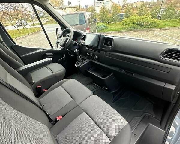 Серый Рено Мастер, объемом двигателя 2.3 л и пробегом 189 тыс. км за 21799 $, фото 23 на Automoto.ua