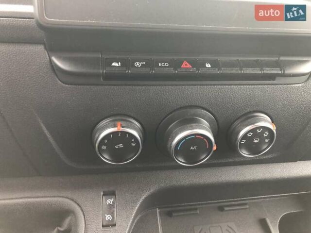 Серый Рено Мастер, объемом двигателя 2.3 л и пробегом 229 тыс. км за 27500 $, фото 23 на Automoto.ua