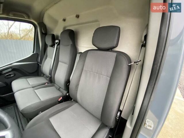 Сірий Рено Мастєр, об'ємом двигуна 2.3 л та пробігом 238 тис. км за 21998 $, фото 36 на Automoto.ua