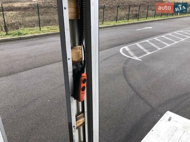 Серый Рено Мастер, объемом двигателя 2.3 л и пробегом 229 тыс. км за 27500 $, фото 33 на Automoto.ua