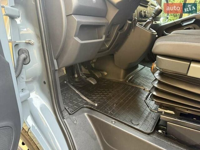 Серый Рено Мастер, объемом двигателя 2.3 л и пробегом 176 тыс. км за 20200 $, фото 19 на Automoto.ua