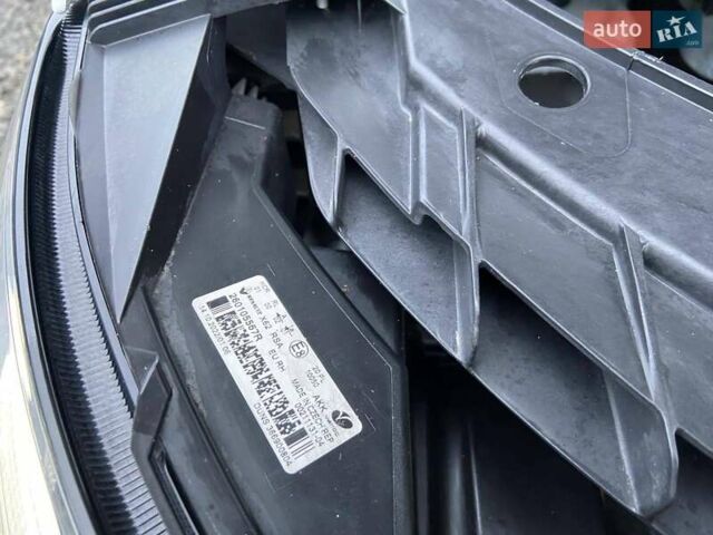 Сірий Рено Мастєр, об'ємом двигуна 2.3 л та пробігом 197 тис. км за 21799 $, фото 27 на Automoto.ua