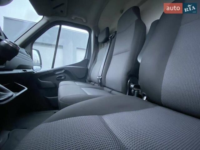 Сірий Рено Мастєр, об'ємом двигуна 2.3 л та пробігом 197 тис. км за 21799 $, фото 47 на Automoto.ua