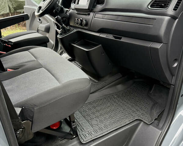 Сірий Рено Мастєр, об'ємом двигуна 2.3 л та пробігом 6 тис. км за 35500 $, фото 11 на Automoto.ua