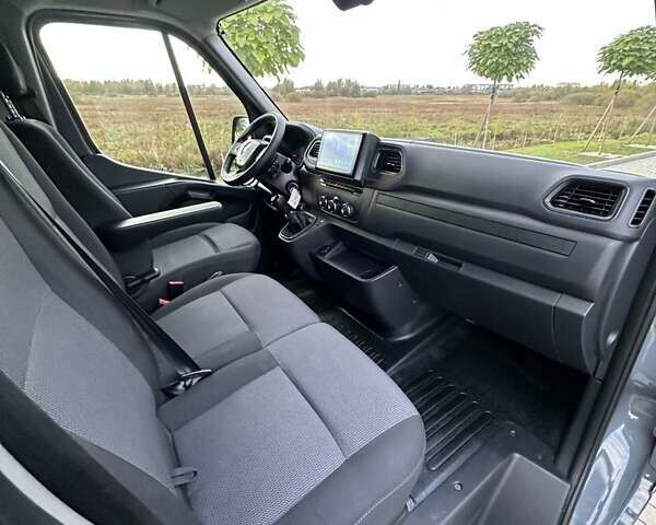 Сірий Рено Мастєр, об'ємом двигуна 2.3 л та пробігом 289 тис. км за 23497 $, фото 28 на Automoto.ua