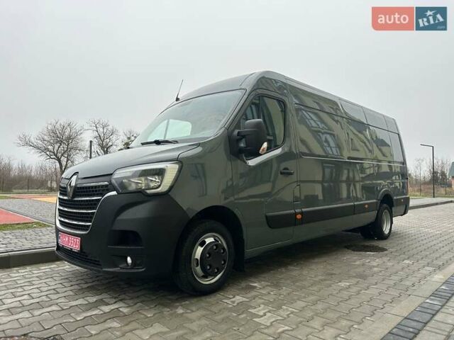 Серый Рено Мастер, объемом двигателя 2.3 л и пробегом 289 тыс. км за 31899 $, фото 3 на Automoto.ua