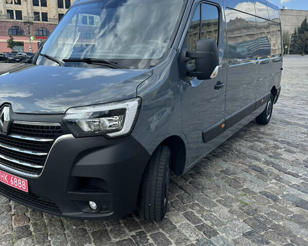 Серый Рено Мастер, объемом двигателя 2.3 л и пробегом 195 тыс. км за 22999 $, фото 2 на Automoto.ua