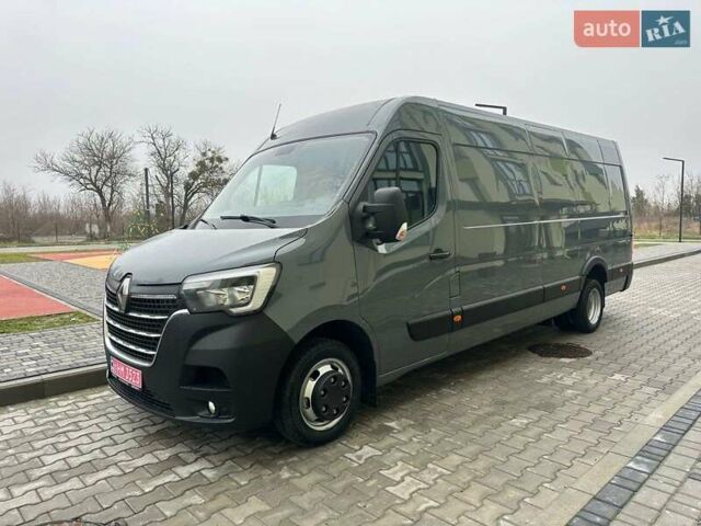 Серый Рено Мастер, объемом двигателя 2.3 л и пробегом 289 тыс. км за 31899 $, фото 2 на Automoto.ua