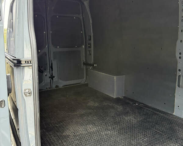 Сірий Рено Мастєр, об'ємом двигуна 2.3 л та пробігом 6 тис. км за 35500 $, фото 18 на Automoto.ua