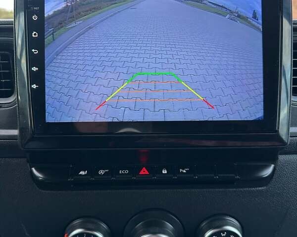 Сірий Рено Мастєр, об'ємом двигуна 2.3 л та пробігом 289 тис. км за 23497 $, фото 29 на Automoto.ua