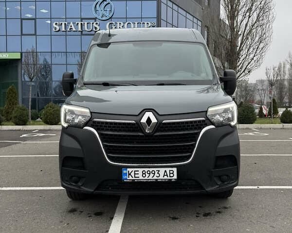 Сірий Рено Мастєр, об'ємом двигуна 2.3 л та пробігом 94 тис. км за 31700 $, фото 1 на Automoto.ua