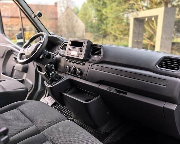 Сірий Рено Мастєр, об'ємом двигуна 0 л та пробігом 155 тис. км за 19900 $, фото 22 на Automoto.ua