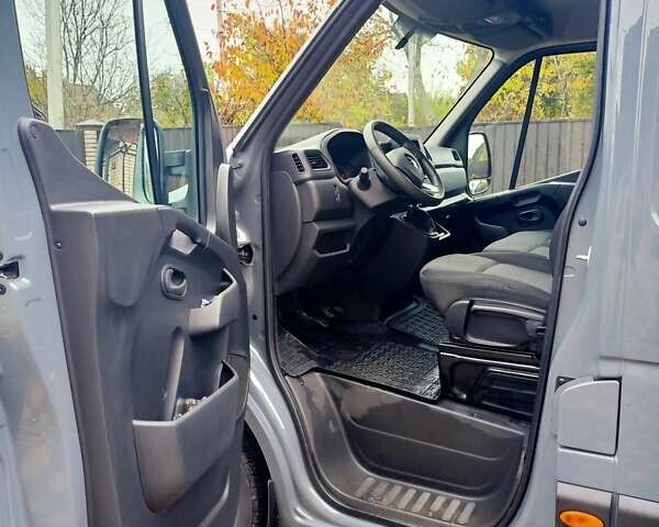 Рено Мастєр 2024 у Звенигородка на Automoto.ua Сірий Рено Мастєр, об'ємом двигуна 2.3 л та пробігом 51 тис. км за 32500 $, фото 8 на Automoto.ua