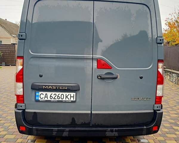Рено Мастєр 2024 у Звенигородка на Automoto.ua Сірий Рено Мастєр, об'ємом двигуна 2.3 л та пробігом 51 тис. км за 32500 $, фото 5 на Automoto.ua