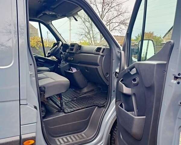 Рено Мастєр 2024 у Звенигородка на Automoto.ua Сірий Рено Мастєр, об'ємом двигуна 2.3 л та пробігом 51 тис. км за 32500 $, фото 10 на Automoto.ua