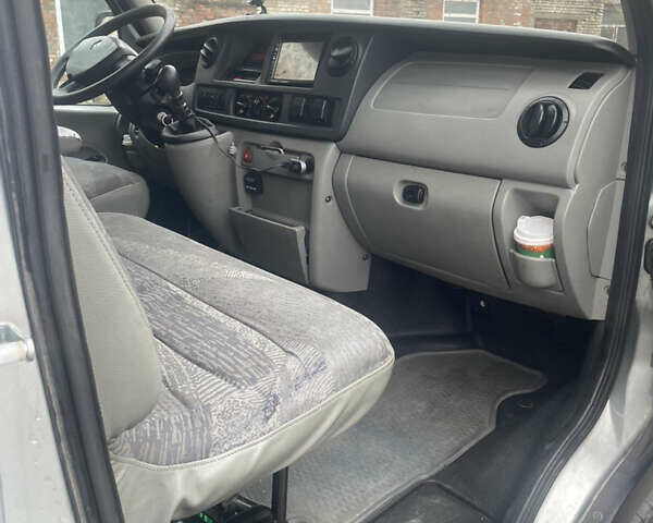 Серый Рено Мастер, объемом двигателя 2.5 л и пробегом 560 тыс. км за 7900 $, фото 10 на Automoto.ua