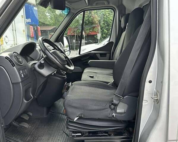 Сірий Рено Мастєр, об'ємом двигуна 2.3 л та пробігом 210 тис. км за 15300 $, фото 16 на Automoto.ua