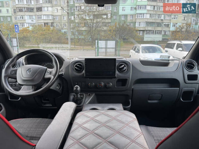 Рено Мастєр 2014 у Полтаві на Automoto.ua Сірий Рено Мастєр, об'ємом двигуна 2.3 л та пробігом 391 тис. км за 17500 $, фото 25 на Automoto.ua