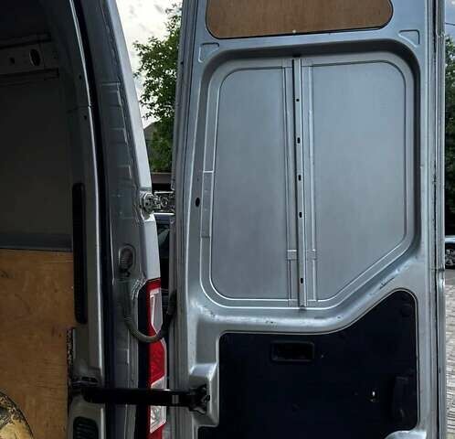 Сірий Рено Мастєр, об'ємом двигуна 2.3 л та пробігом 210 тис. км за 15300 $, фото 27 на Automoto.ua