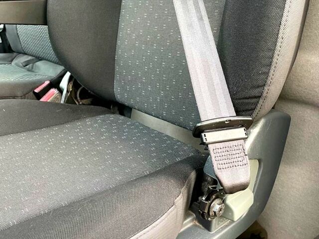 Рено Мастєр 2015 у Мерефа на Automoto.ua Сірий Рено Мастєр, об'ємом двигуна 2.3 л та пробігом 137 тис. км за 22000 $, фото 9 на Automoto.ua