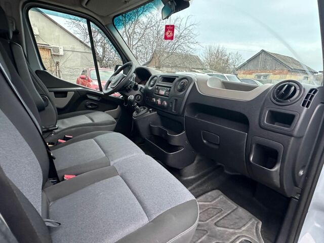 Серый Рено Мастер, объемом двигателя 2.3 л и пробегом 296 тыс. км за 15800 $, фото 12 на Automoto.ua