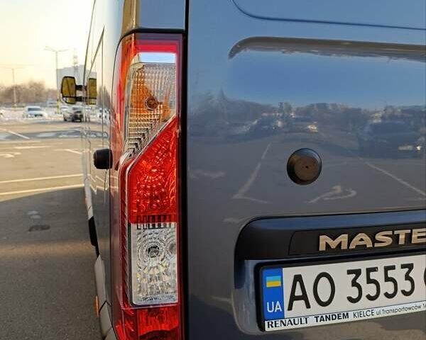 Серый Рено Мастер, объемом двигателя 2.3 л и пробегом 270 тыс. км за 14800 $, фото 10 на Automoto.ua
