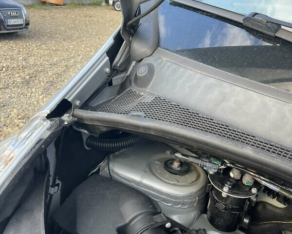 Сірий Рено Мастєр, об'ємом двигуна 2.3 л та пробігом 246 тис. км за 17600 $, фото 25 на Automoto.ua