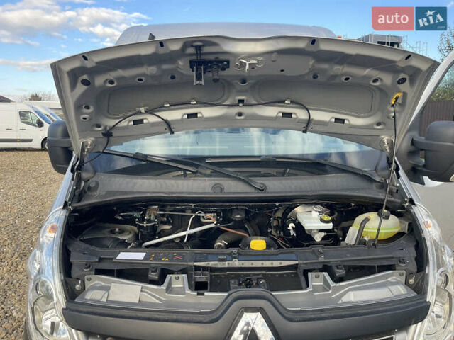 Сірий Рено Мастєр, об'ємом двигуна 2.3 л та пробігом 246 тис. км за 17600 $, фото 23 на Automoto.ua