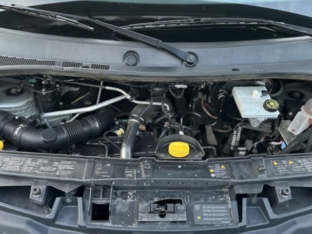 Сірий Рено Мастєр, об'ємом двигуна 2.3 л та пробігом 272 тис. км за 17300 $, фото 12 на Automoto.ua