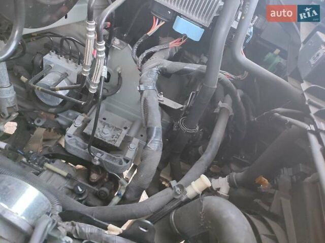 Сірий Рено Мастєр, об'ємом двигуна 2.3 л та пробігом 220 тис. км за 17500 $, фото 16 на Automoto.ua