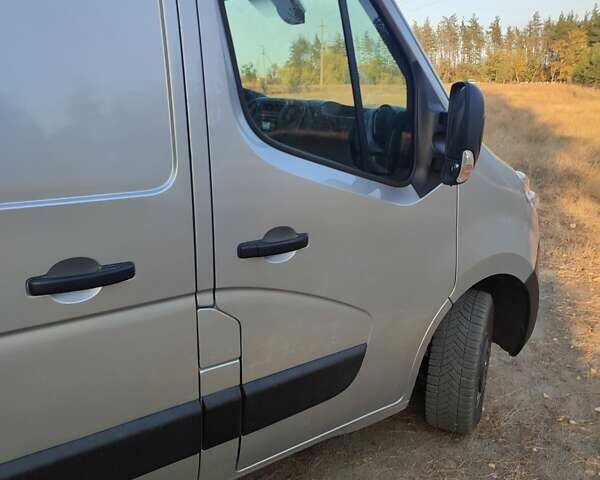 Сірий Рено Мастєр, об'ємом двигуна 2.3 л та пробігом 220 тис. км за 17500 $, фото 6 на Automoto.ua