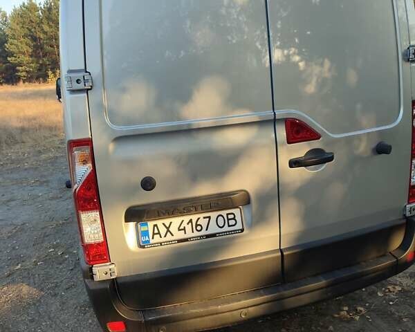 Сірий Рено Мастєр, об'ємом двигуна 2.3 л та пробігом 220 тис. км за 17500 $, фото 12 на Automoto.ua