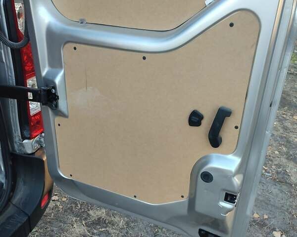 Рено Мастєр 2019 у Балаклее на Automoto.ua Сірий Рено Мастєр, об'ємом двигуна 2.3 л та пробігом 220 тис. км за 17500 $, фото 29 на Automoto.ua