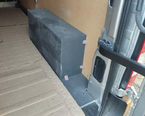 Сірий Рено Мастєр, об'ємом двигуна 2.3 л та пробігом 220 тис. км за 17500 $, фото 26 на Automoto.ua