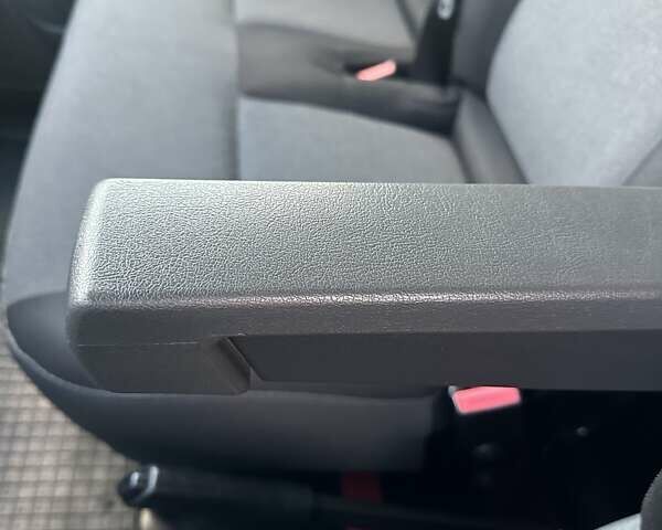 Рено Мастєр 2020 у Ковель на Automoto.ua Сірий Рено Мастєр, об'ємом двигуна 2.3 л та пробігом 235 тис. км за 20200 $, фото 39 на Automoto.ua