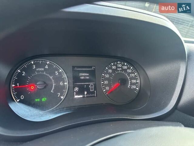 Рено Мастєр 2020 у Ковель на Automoto.ua Сірий Рено Мастєр, об'ємом двигуна 2.3 л та пробігом 235 тис. км за 20200 $, фото 41 на Automoto.ua