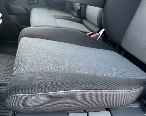 Рено Мастєр 2020 у Ковель на Automoto.ua Сірий Рено Мастєр, об'ємом двигуна 2.3 л та пробігом 235 тис. км за 20200 $, фото 44 на Automoto.ua